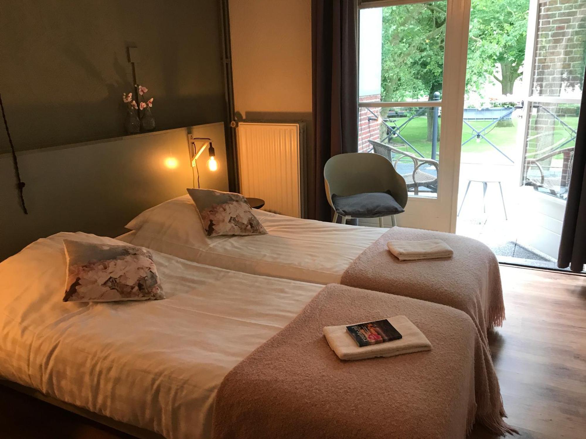 Hotel Restaurant In D'Ouwe Peel Helenaveen Eksteriør bilde